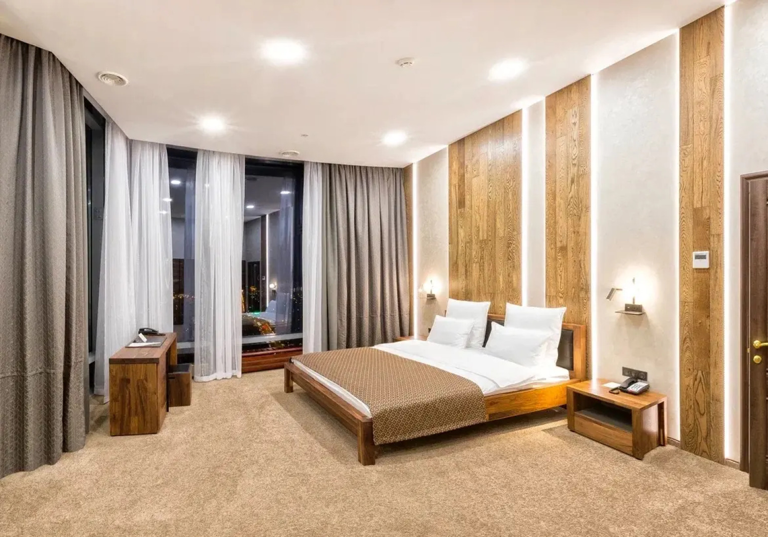 Отель Высоцкий