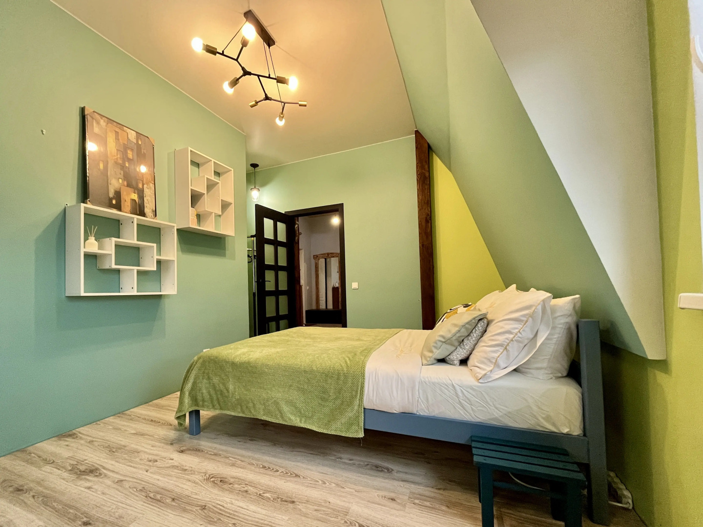 Квартира Royal Star Apartment