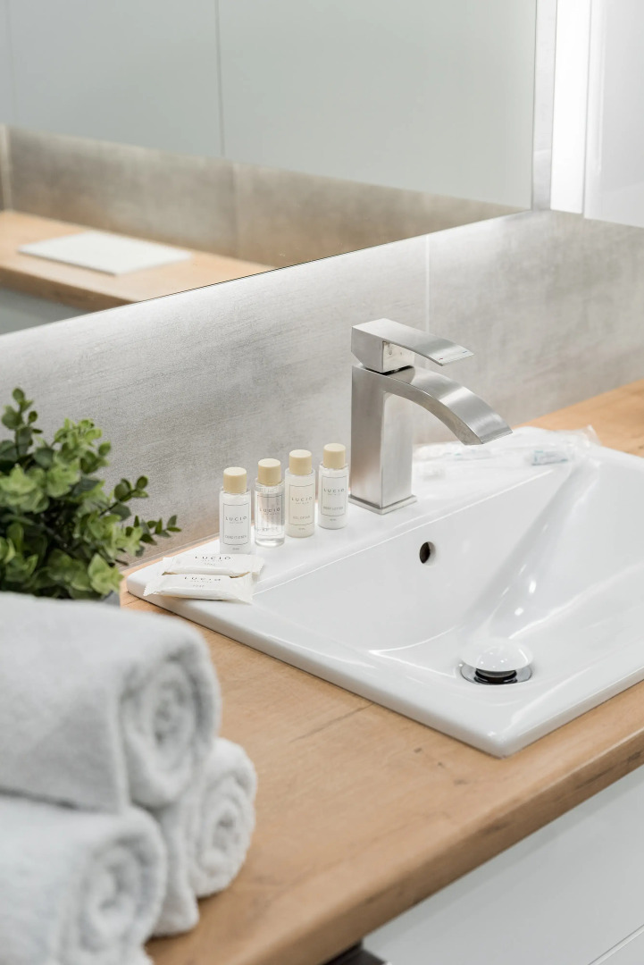 Апартаменты Дизайнерские на 24 Этаже с Панорамными Окнами