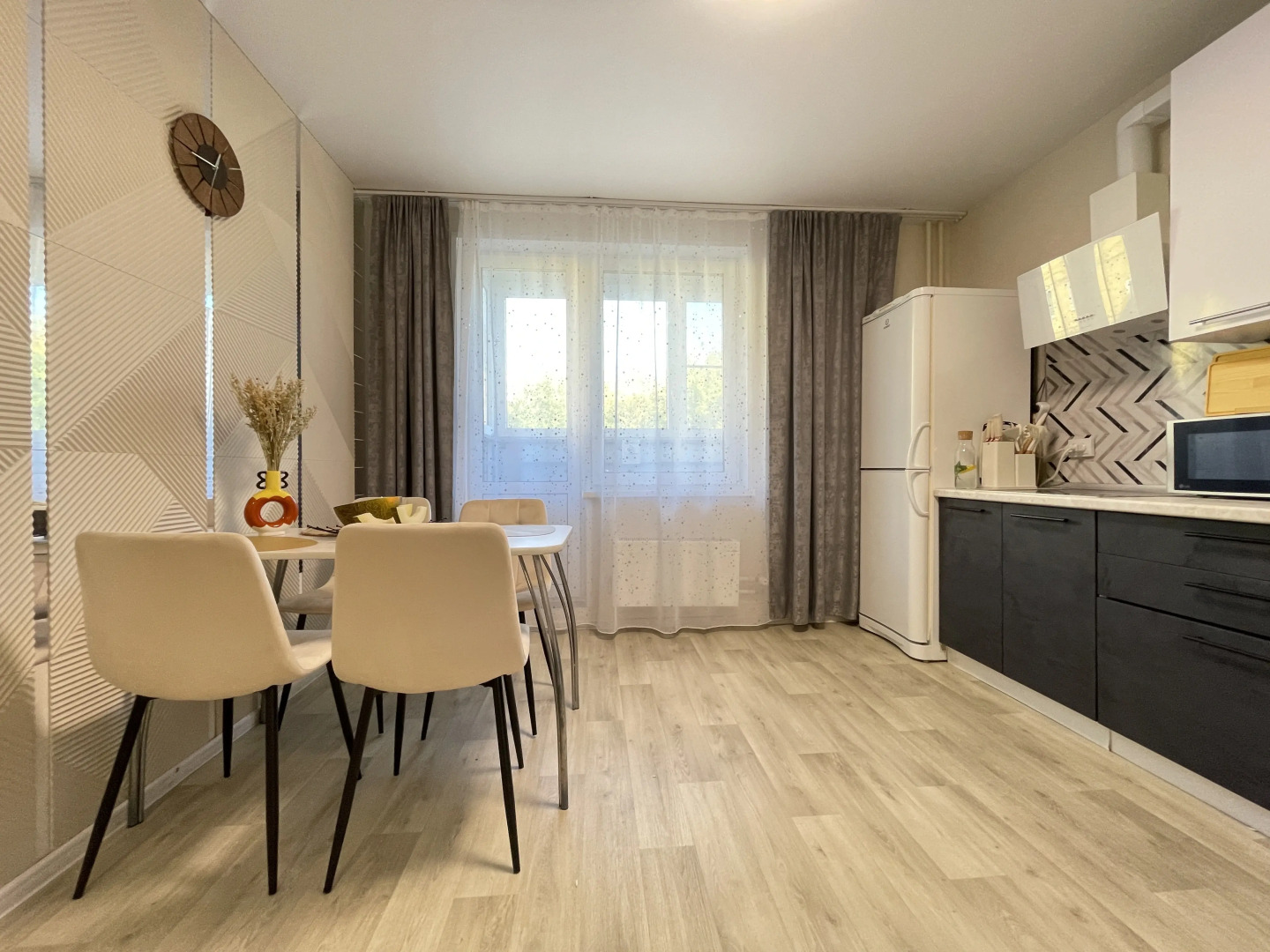 Квартира Максим д.1