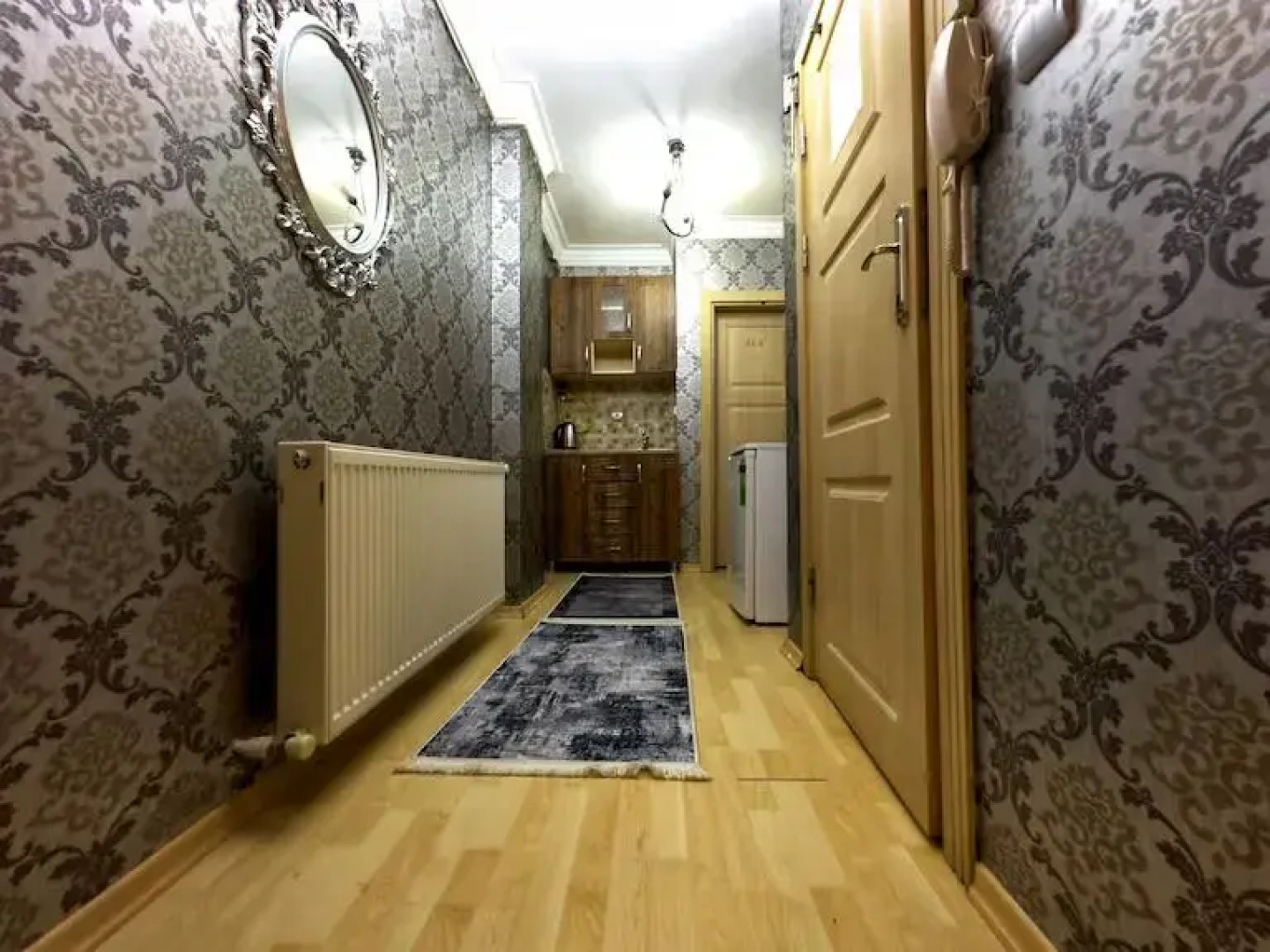 Отель Aruna