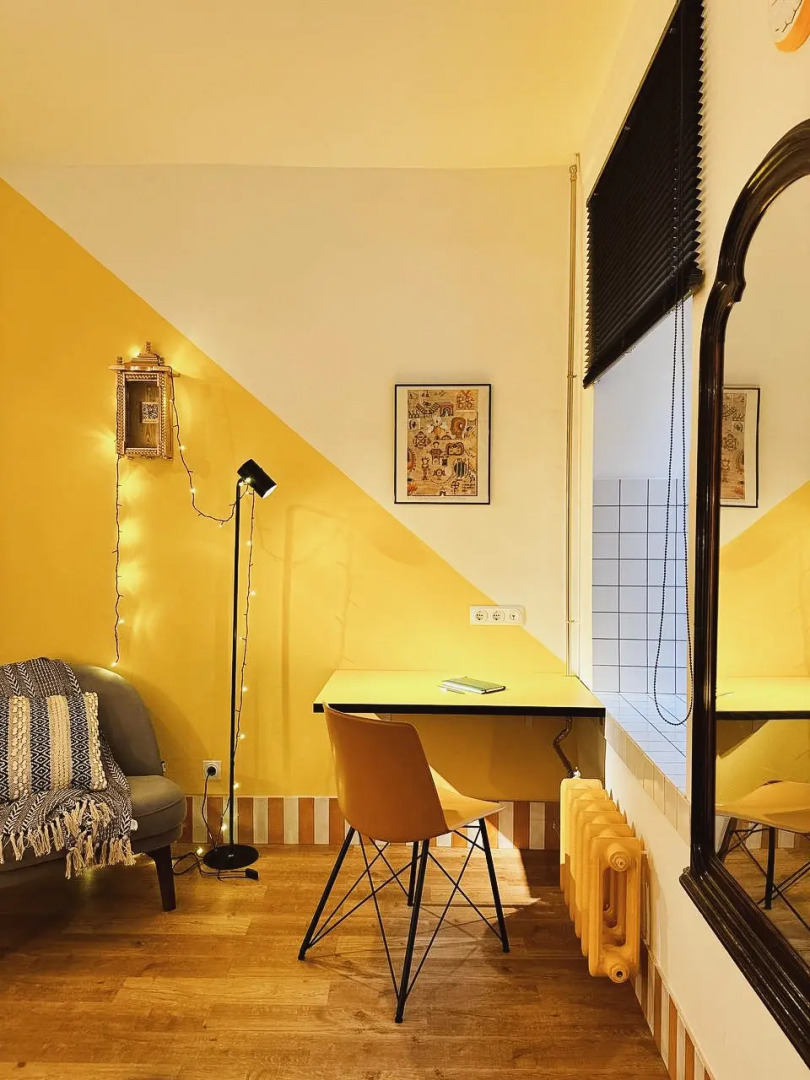 Квартира в тихом дворе с раздельными комнатами и с сауной на Невском