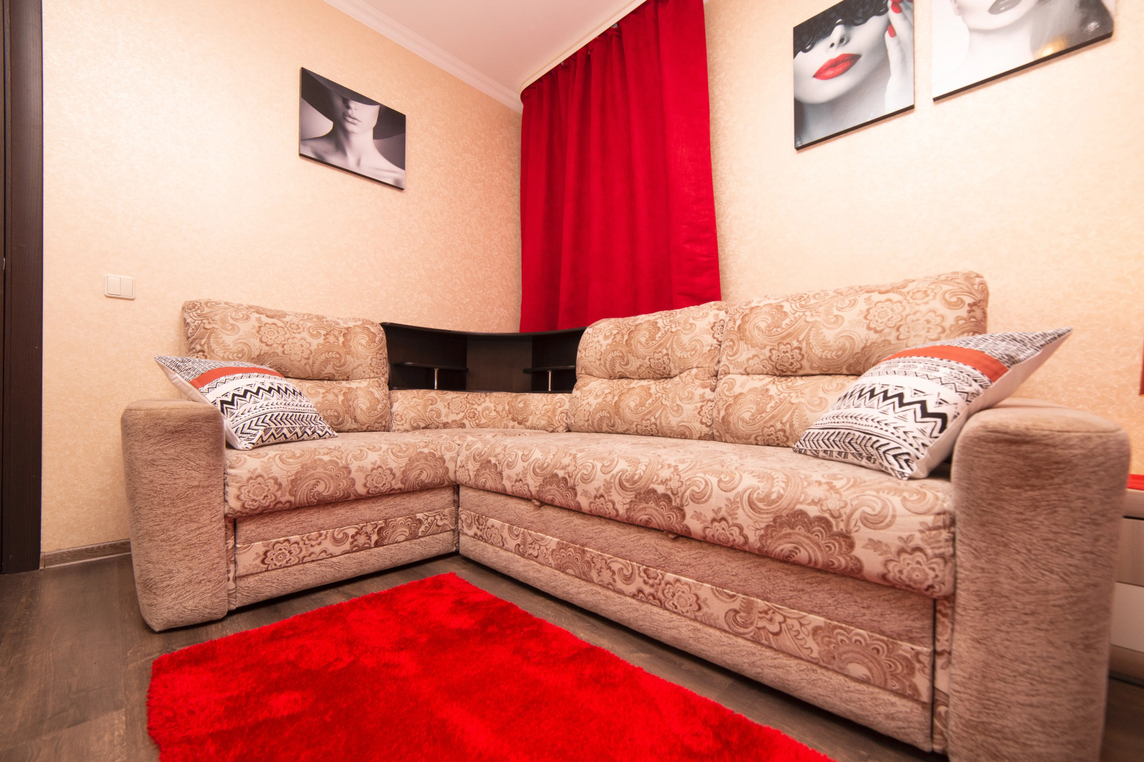 Апартаменты Novin квартал с видом во двор