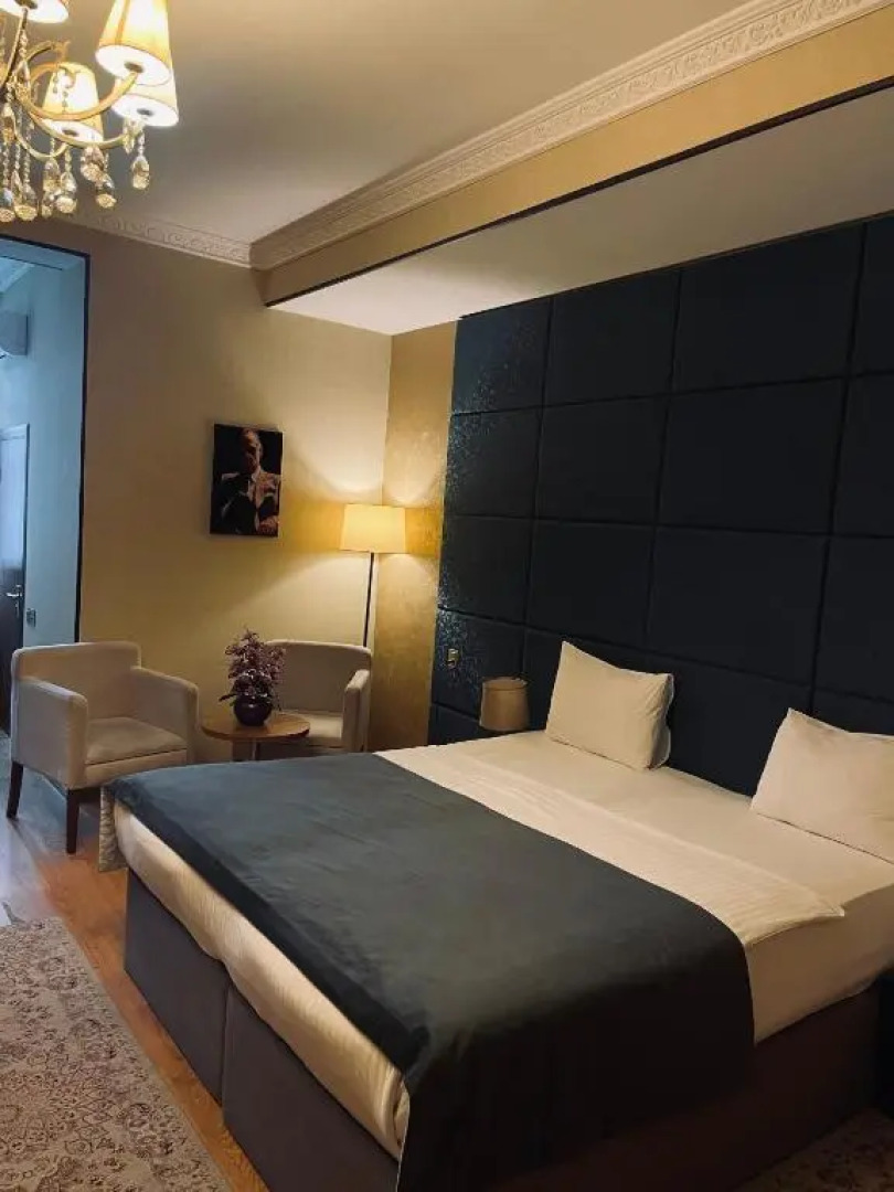 Отель Grand Mirror