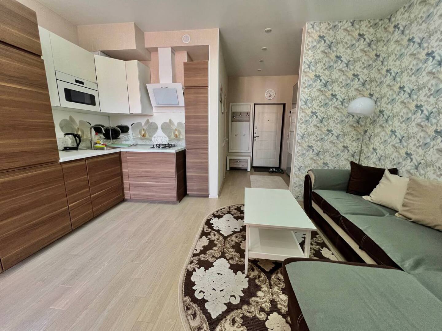 Квартира Изумрудная 38 1