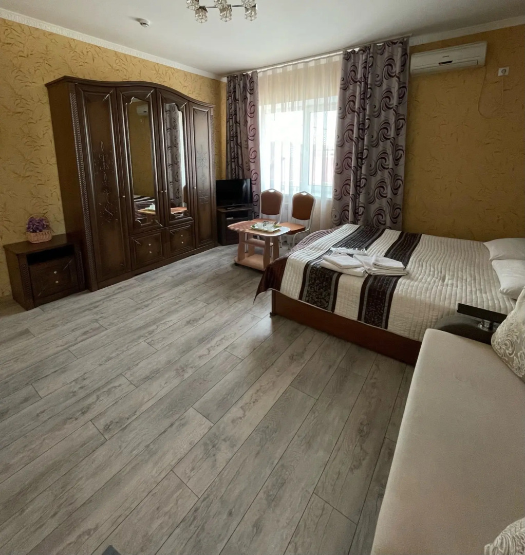 Отель Радуга