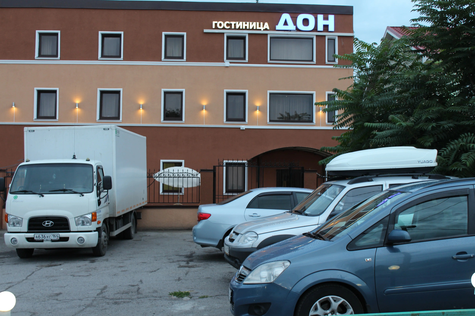 Отель Дон