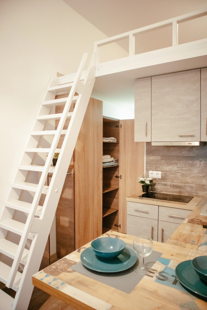 Апартаменты Двухуровневая студия с видом на Невский