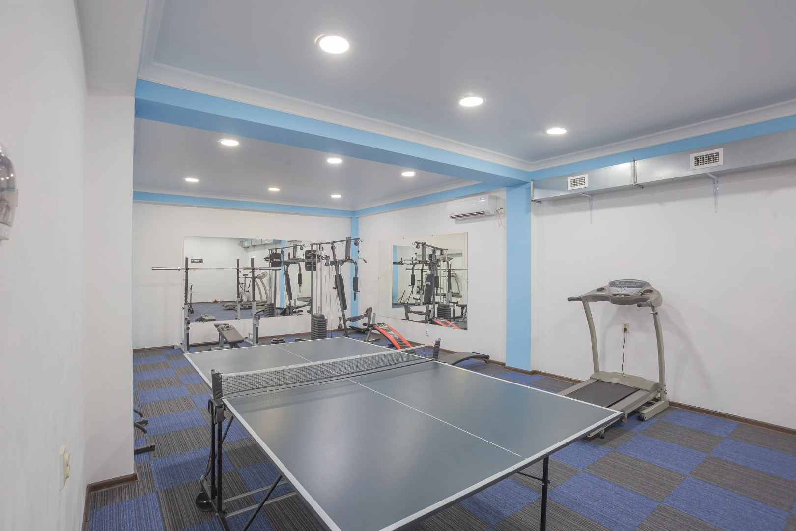 Отель Океан