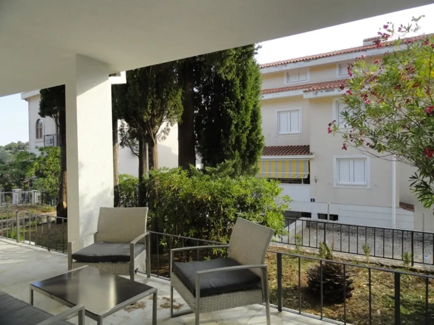 Гостевой Дом The house with pool in Petrovac