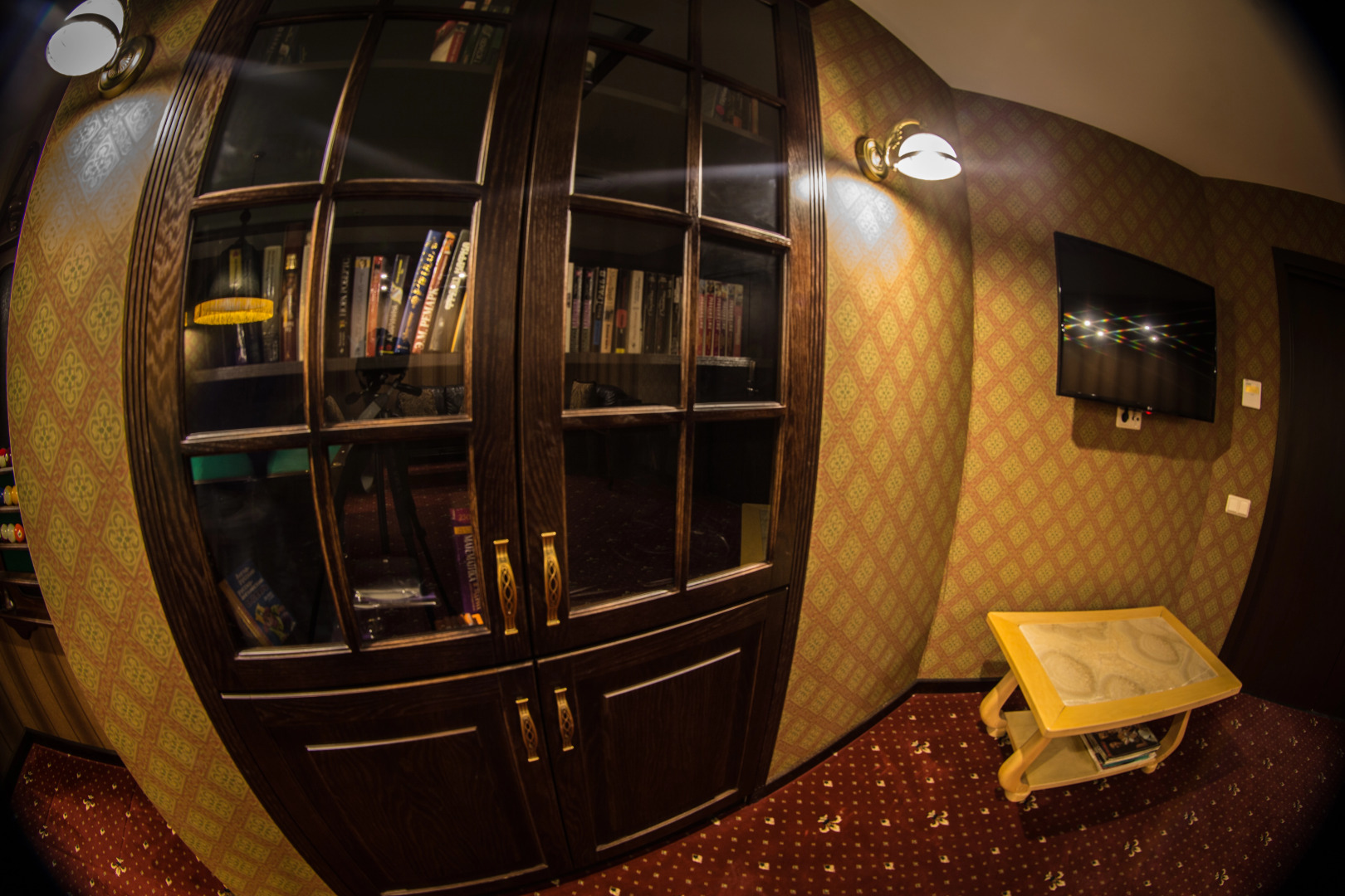 Отель Комендантская Дача