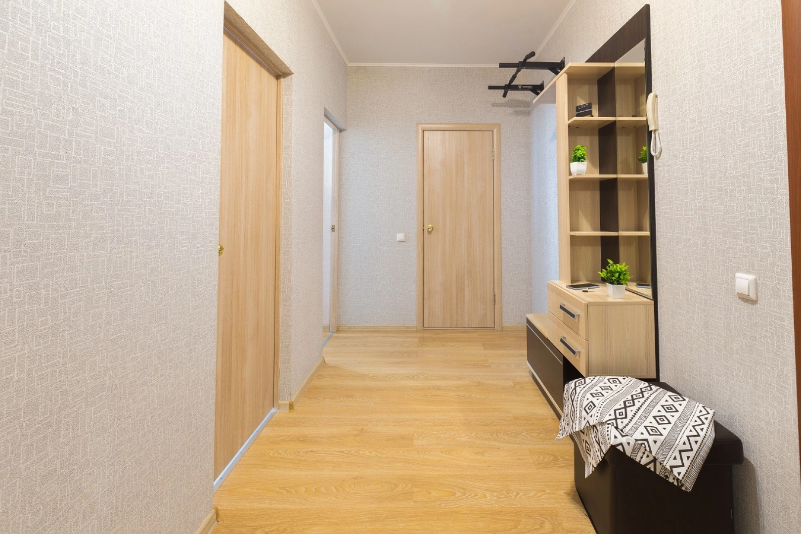 Апартаменты однокомнатные на Республике 67