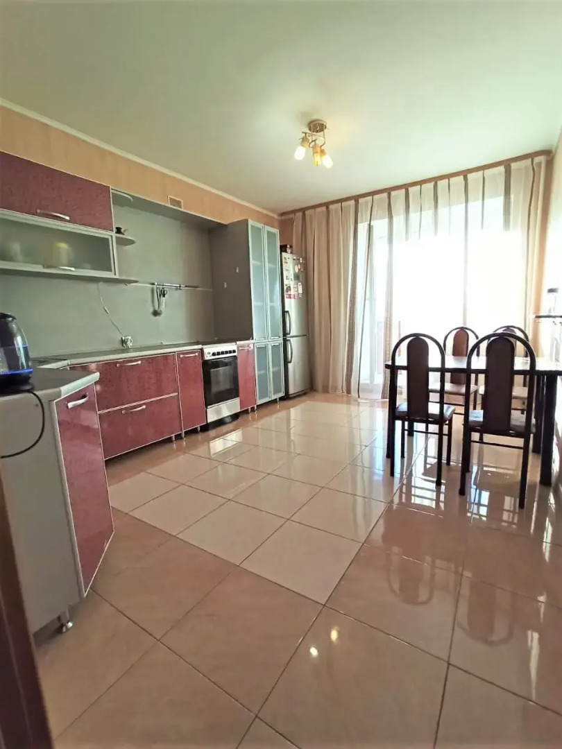 Квартира 1+ у Кристалла