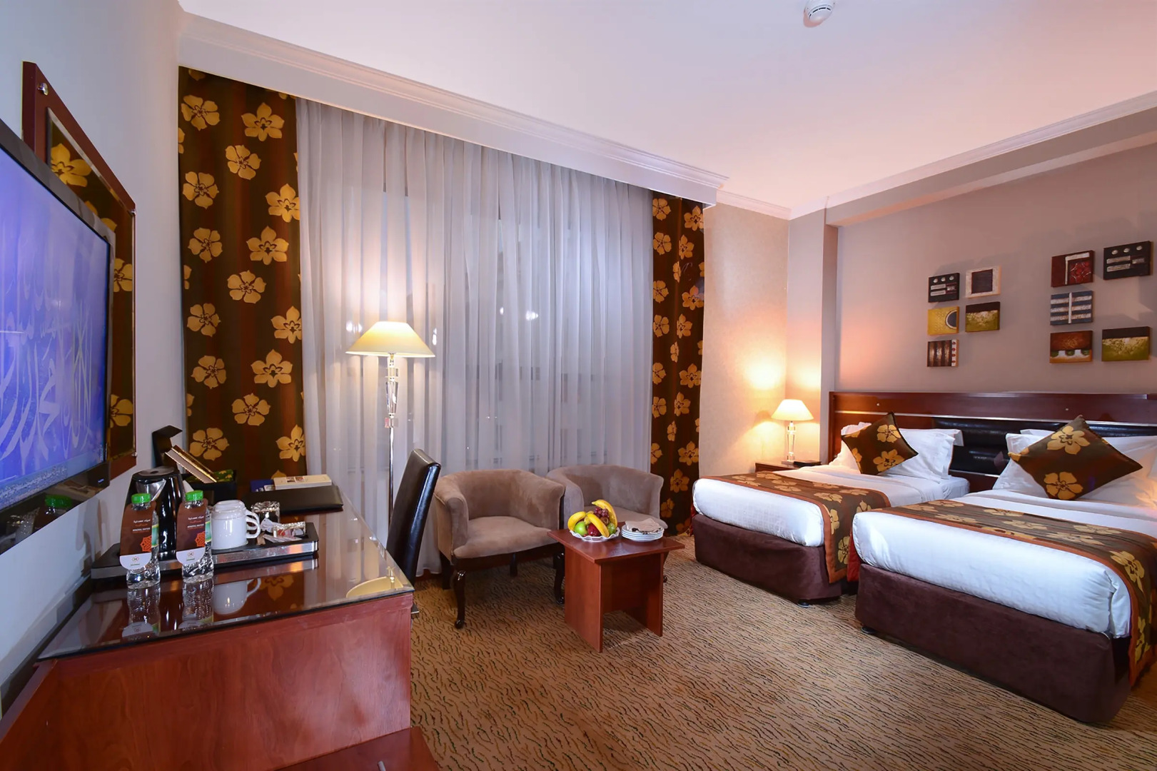 Отель Golden Tulip Al Ansar