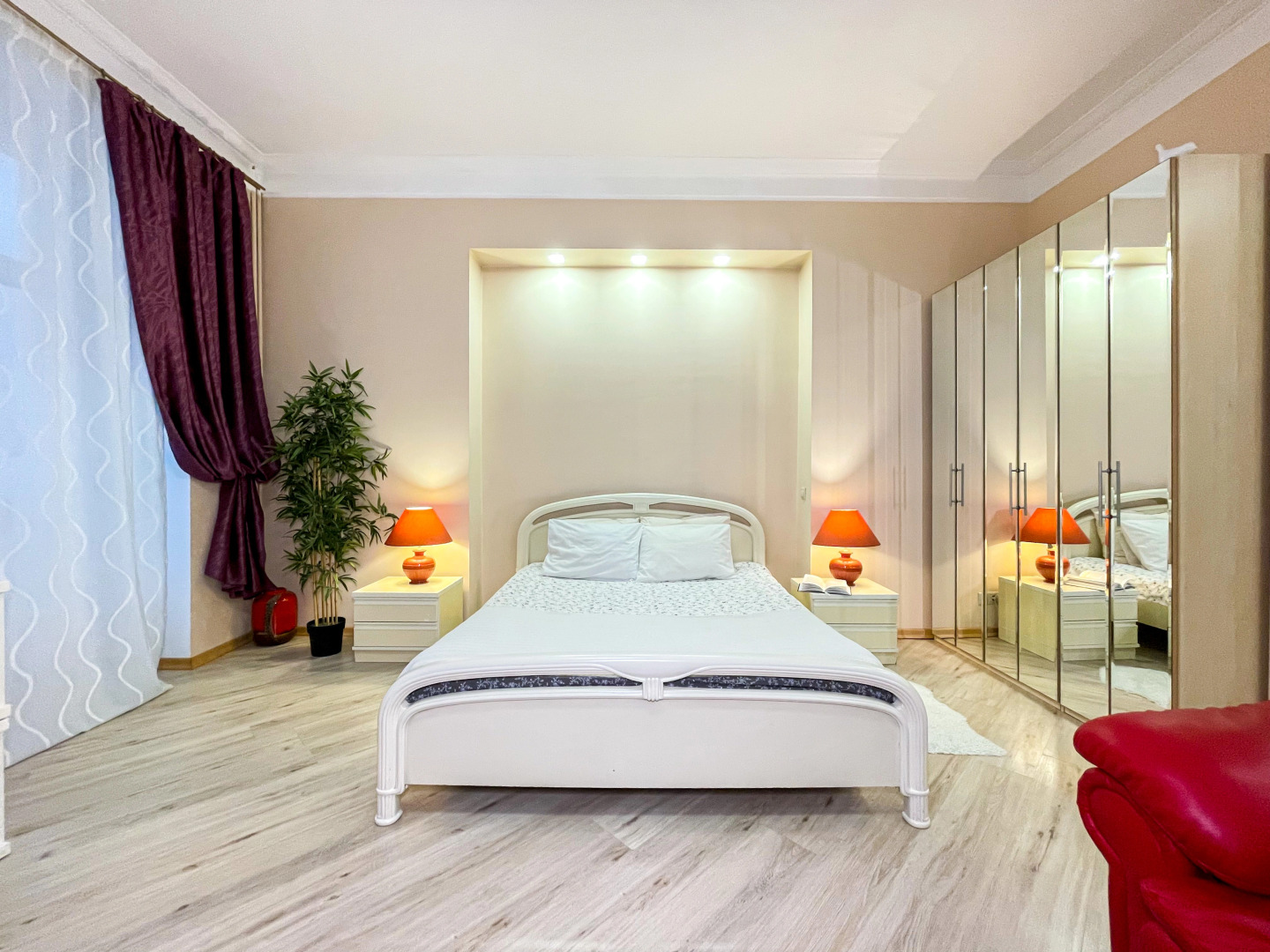 Апартаменты Элегантная Студия Рядом с Метро