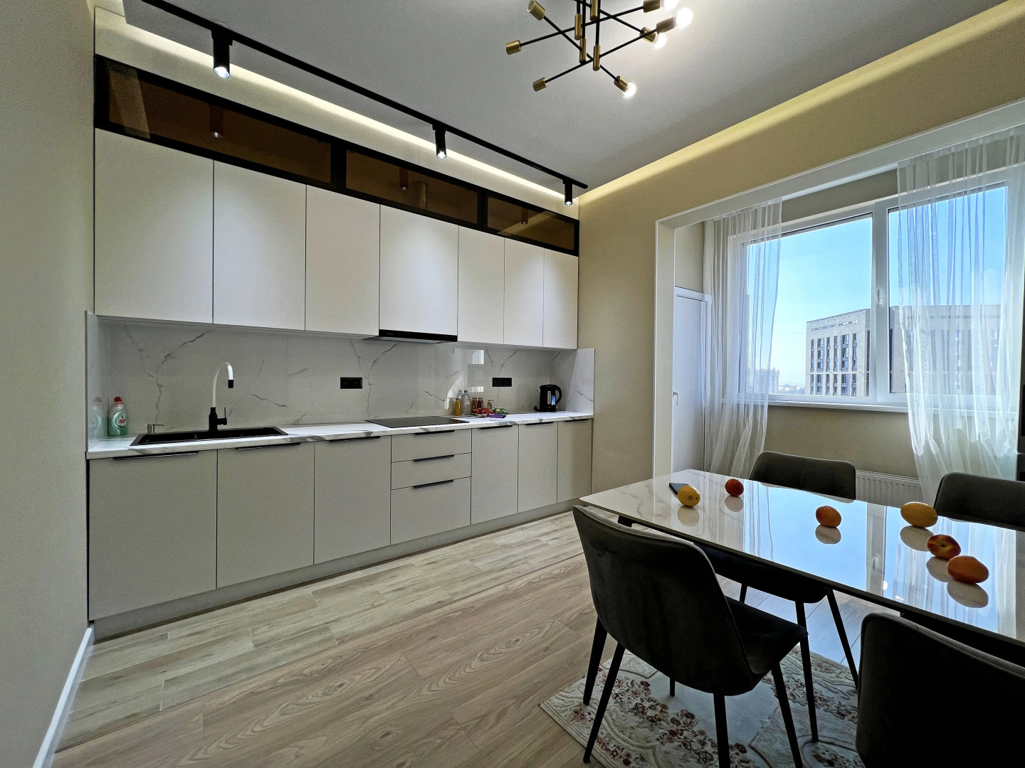 Апартаменты Стильные с видом и дизайнерским ремонтом