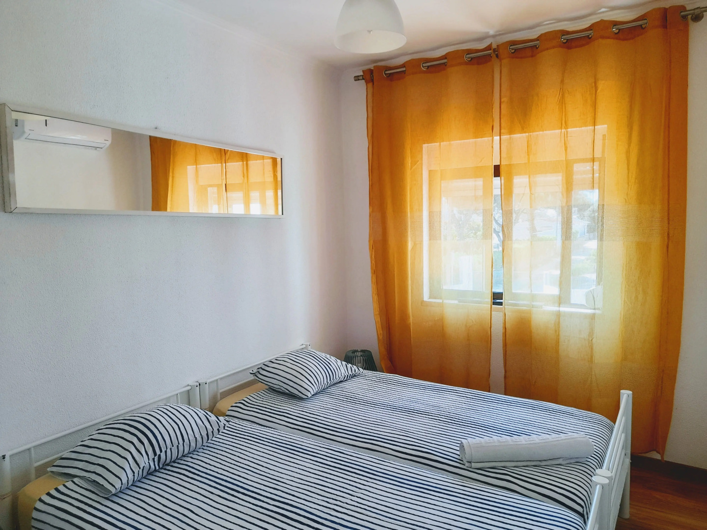 Гостевой дом Sublime Sun & Van By Meco Stays