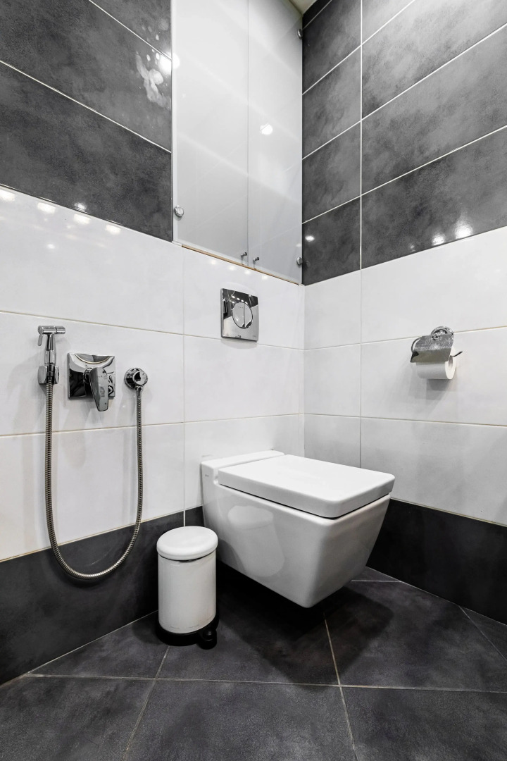 Квартира Улучшенная двухкомнатная во внутреннем дворике Баумана