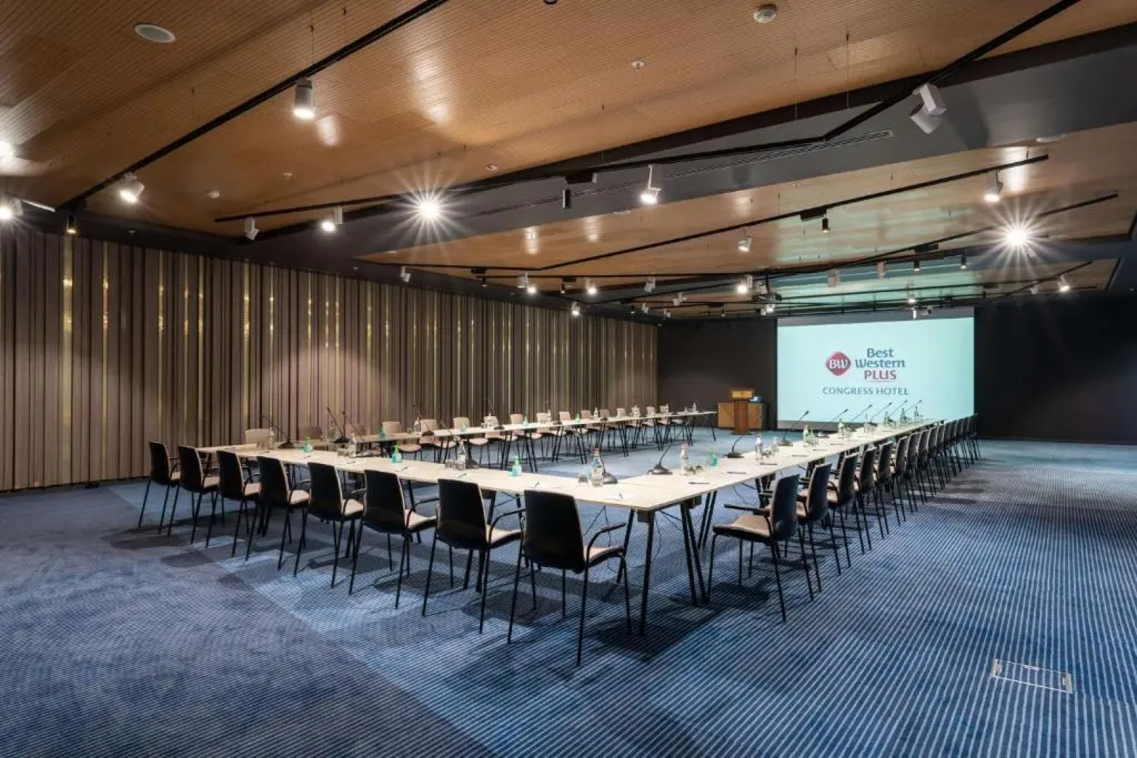 Отель Best Western Plus Congress Hotel