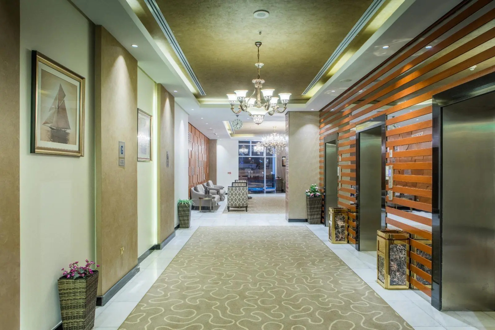 Grand Majestic Hotel