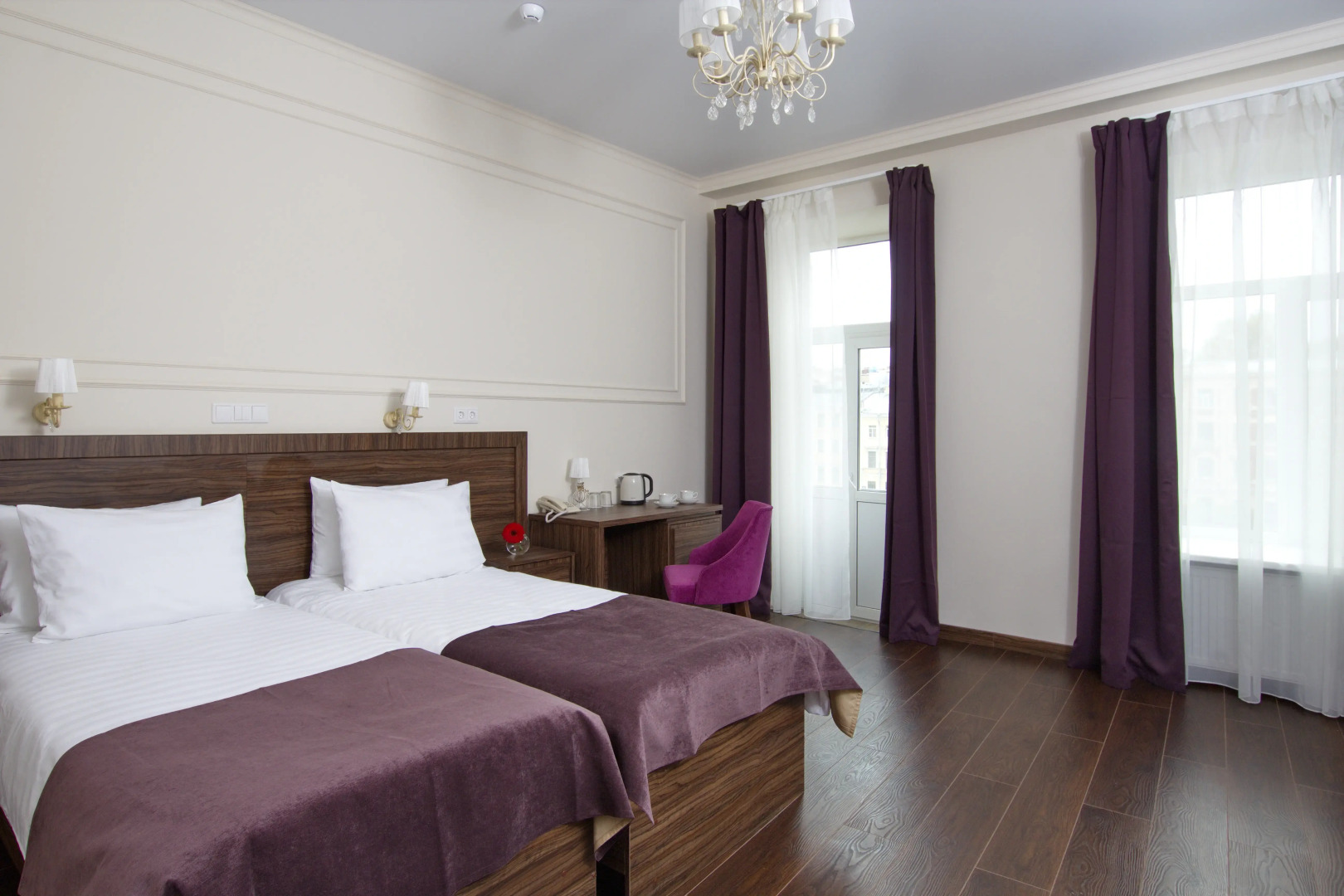 Отель Золотой век