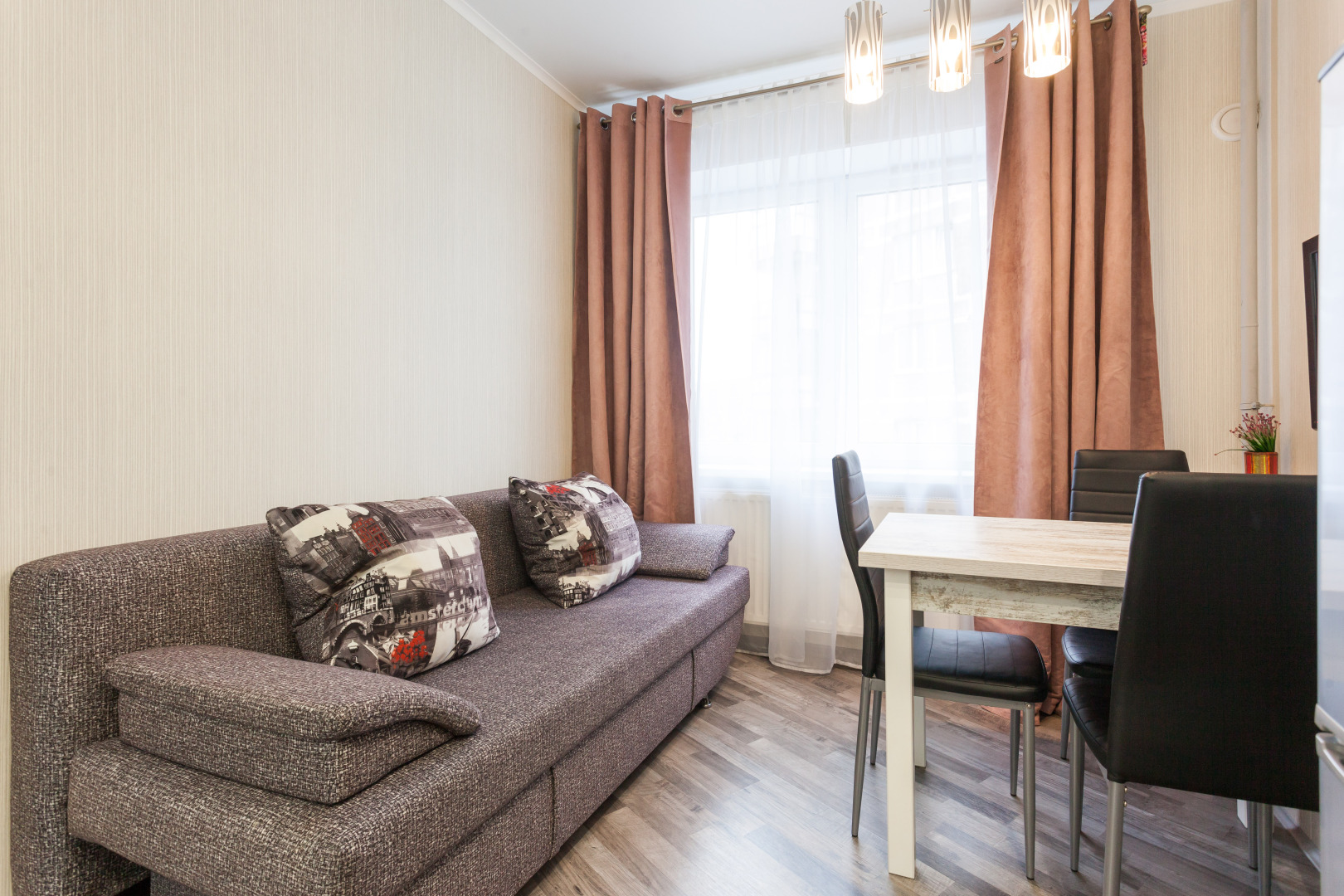 Апартаменты на Октябрьской 37