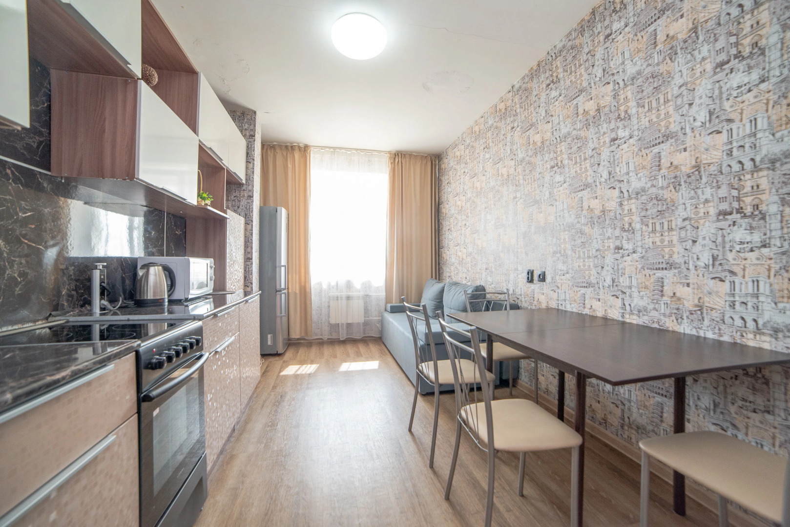 Апартаменты Космонавтов 46 А