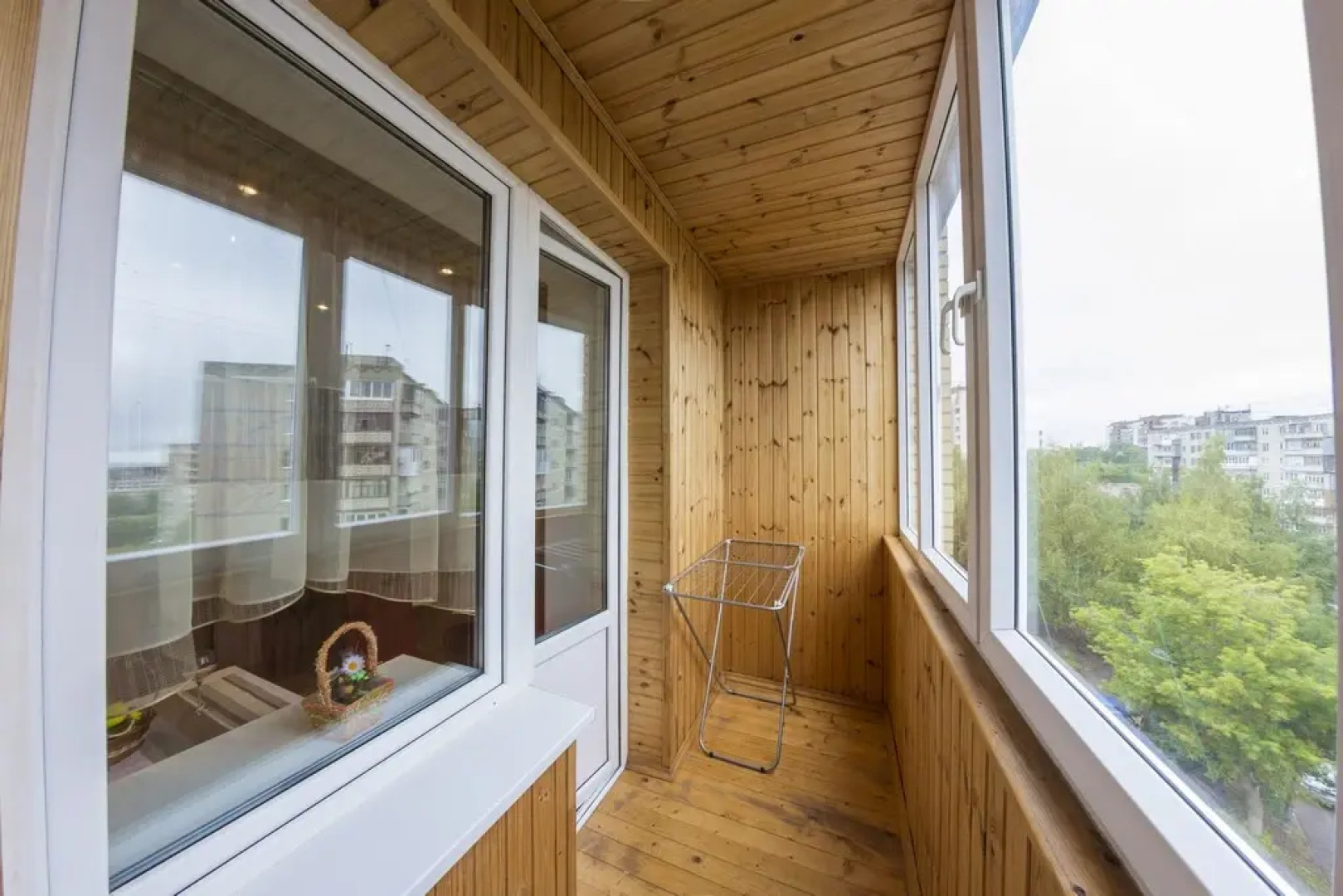 Апартаменты Home Hotel на улице Рабкоров