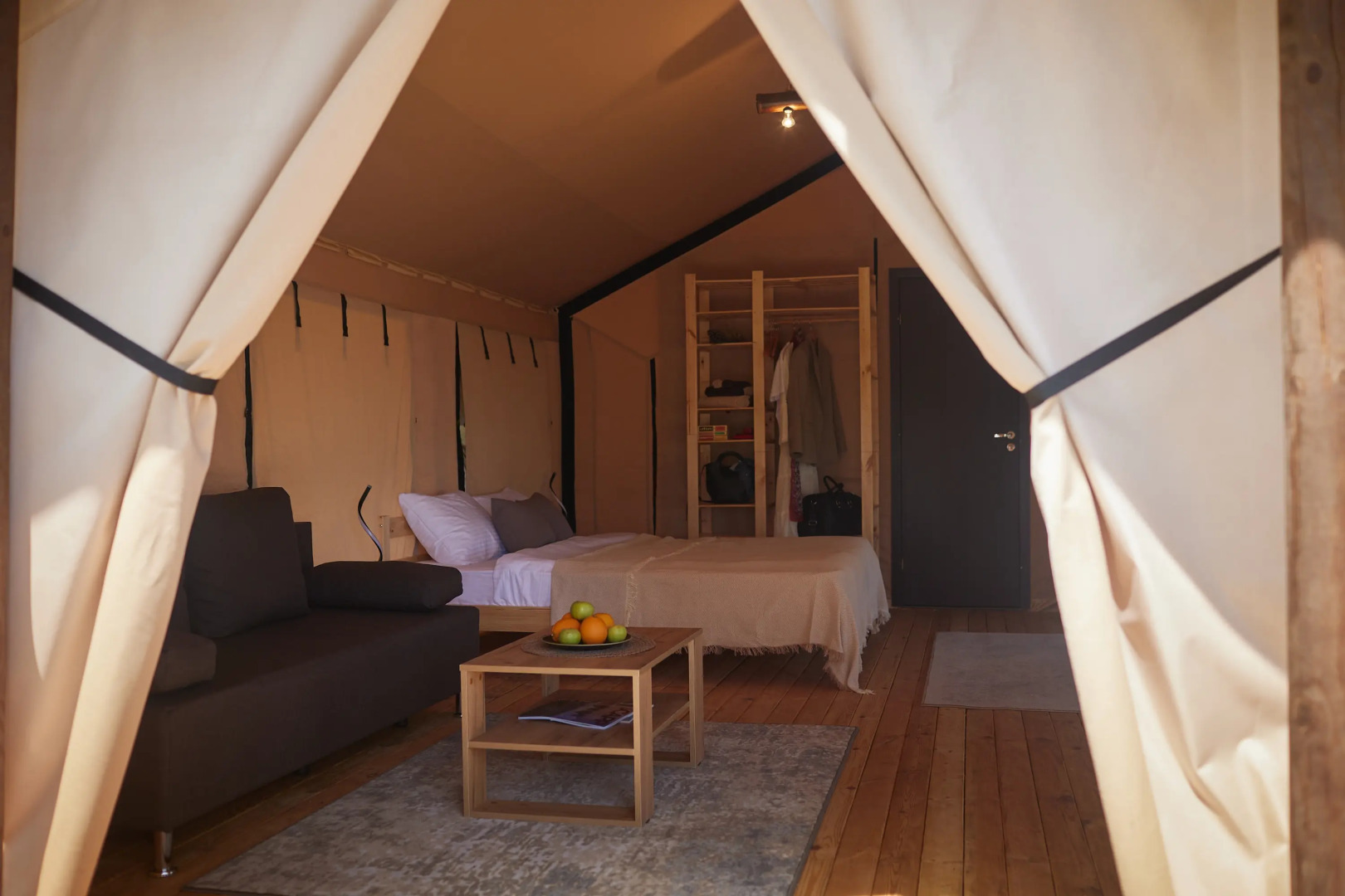 Курортный отель Hotsglamping