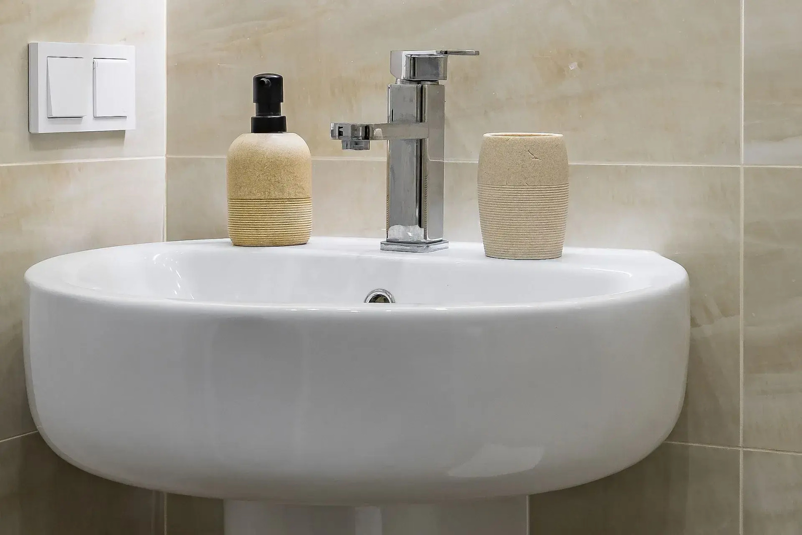 Апартаменты в центре на улице Горького 152а Сова-Дом