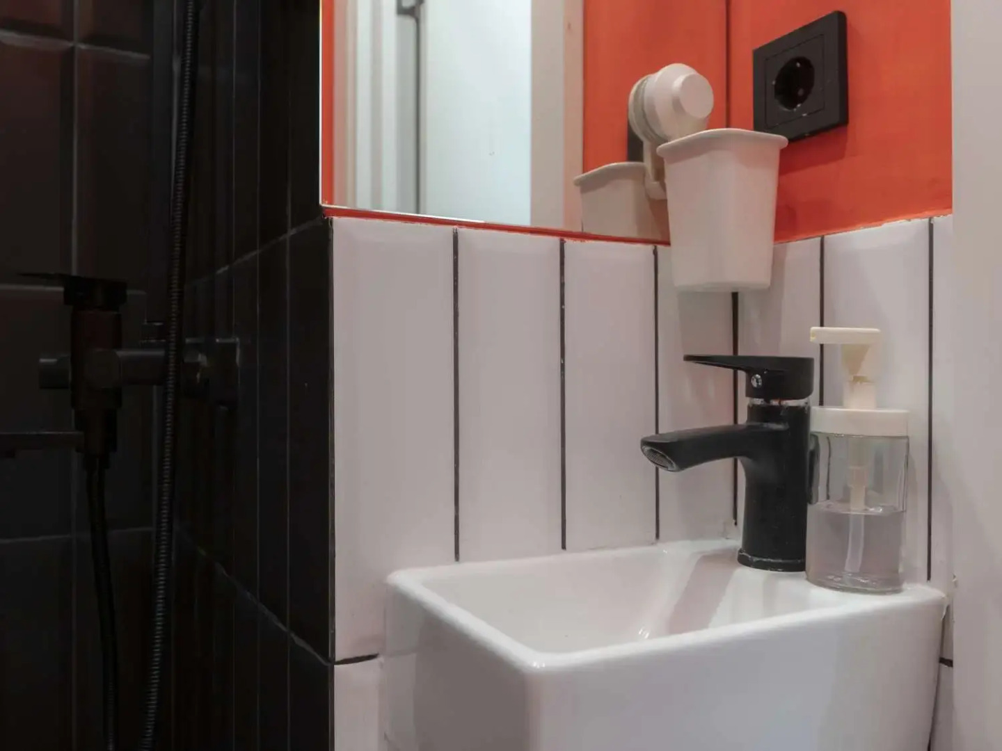 Апартаменты Студия Комфорт Классик в Центре Королева