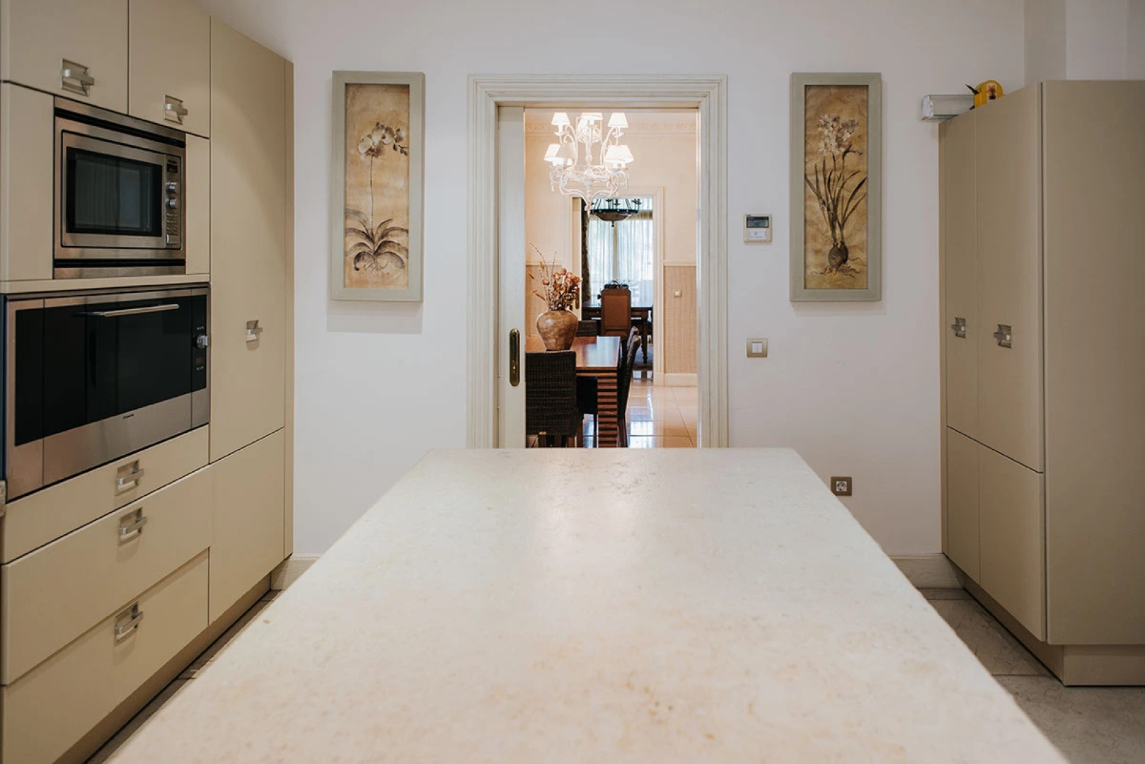 Luxury King Villa Apartments