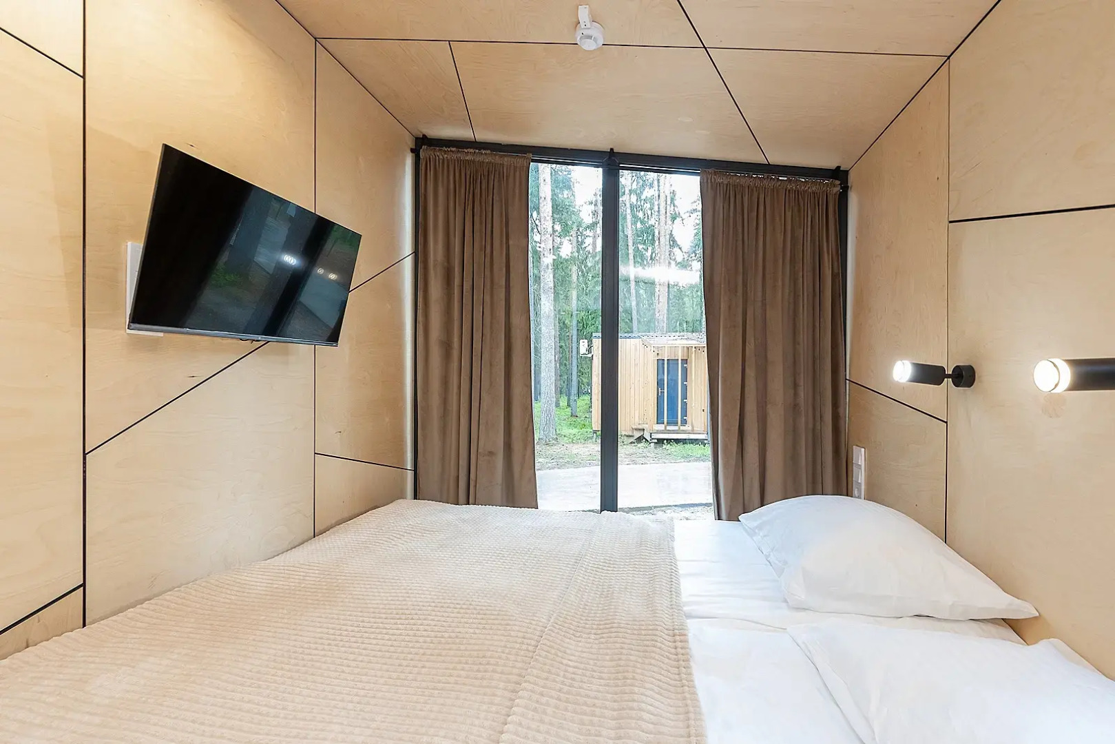 Глэмпинг Шестое чувство