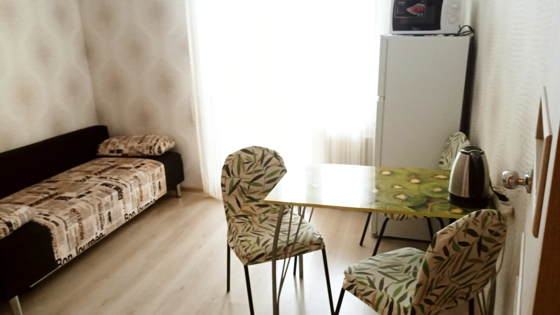 Квартира Евродвухкомнатная на Революции, 52 Б