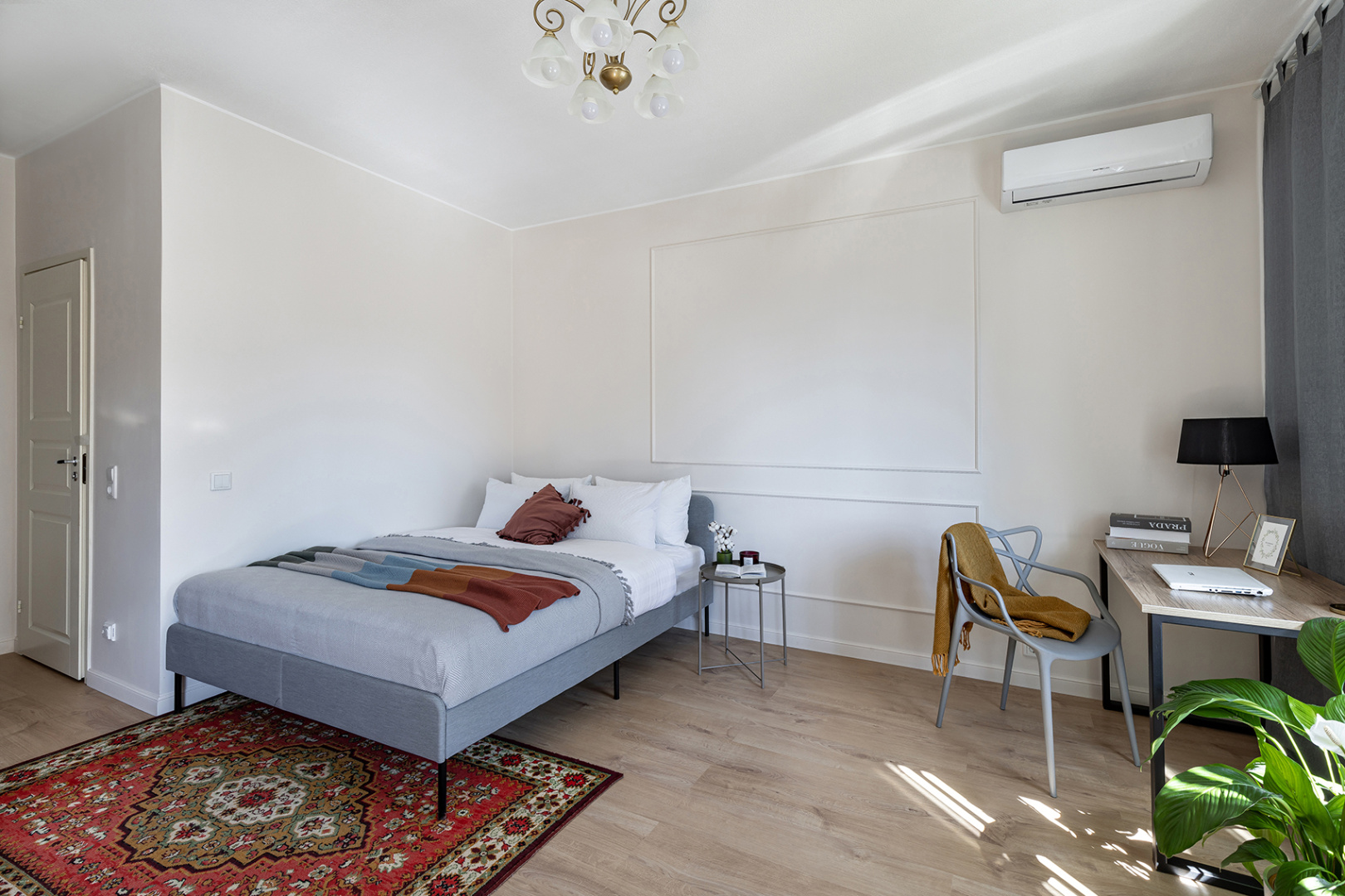 Квартира у клиники МЧС Piter Apartments (парковка, кондиционер)
