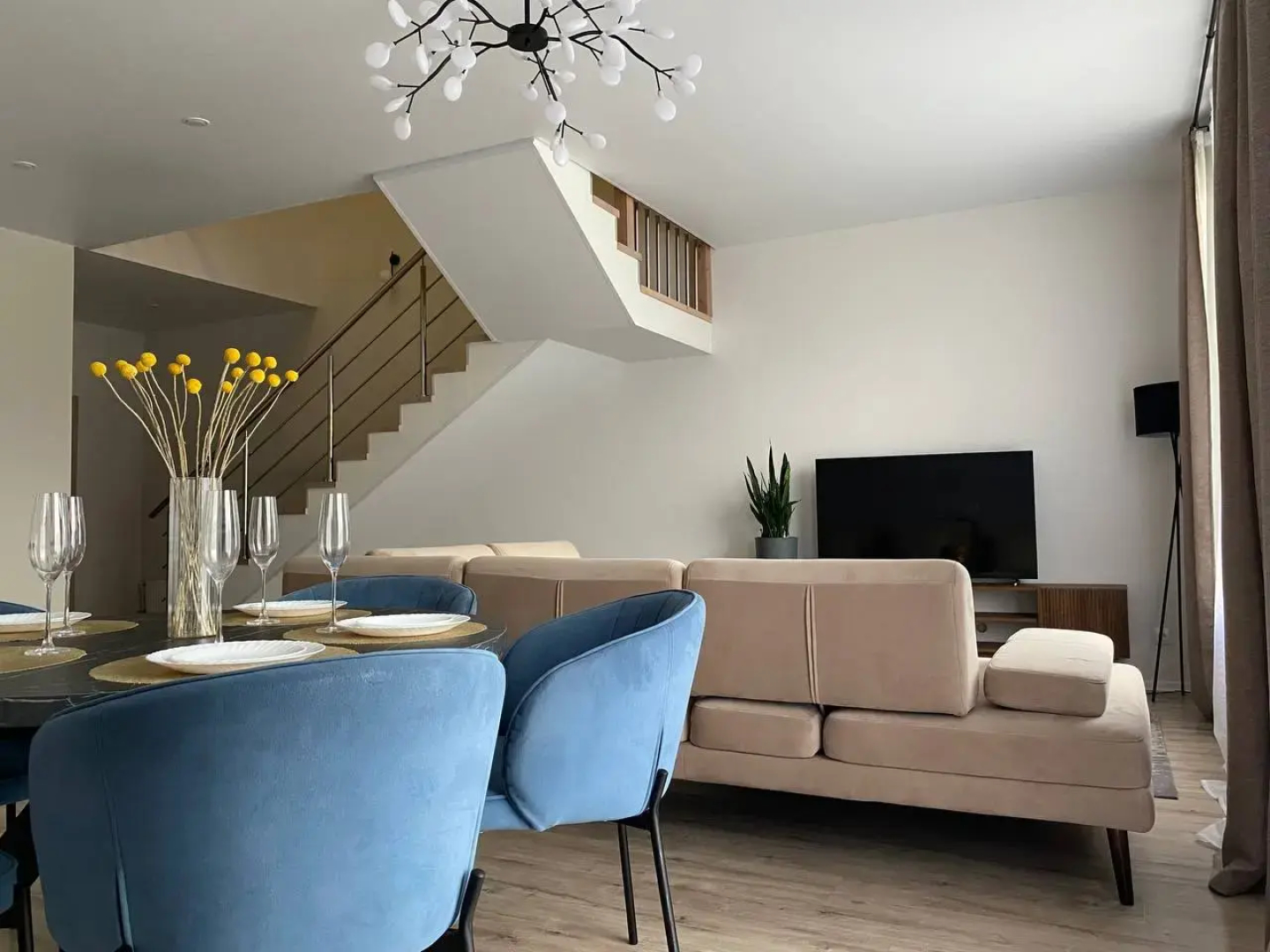 Вилла Солнечный Family