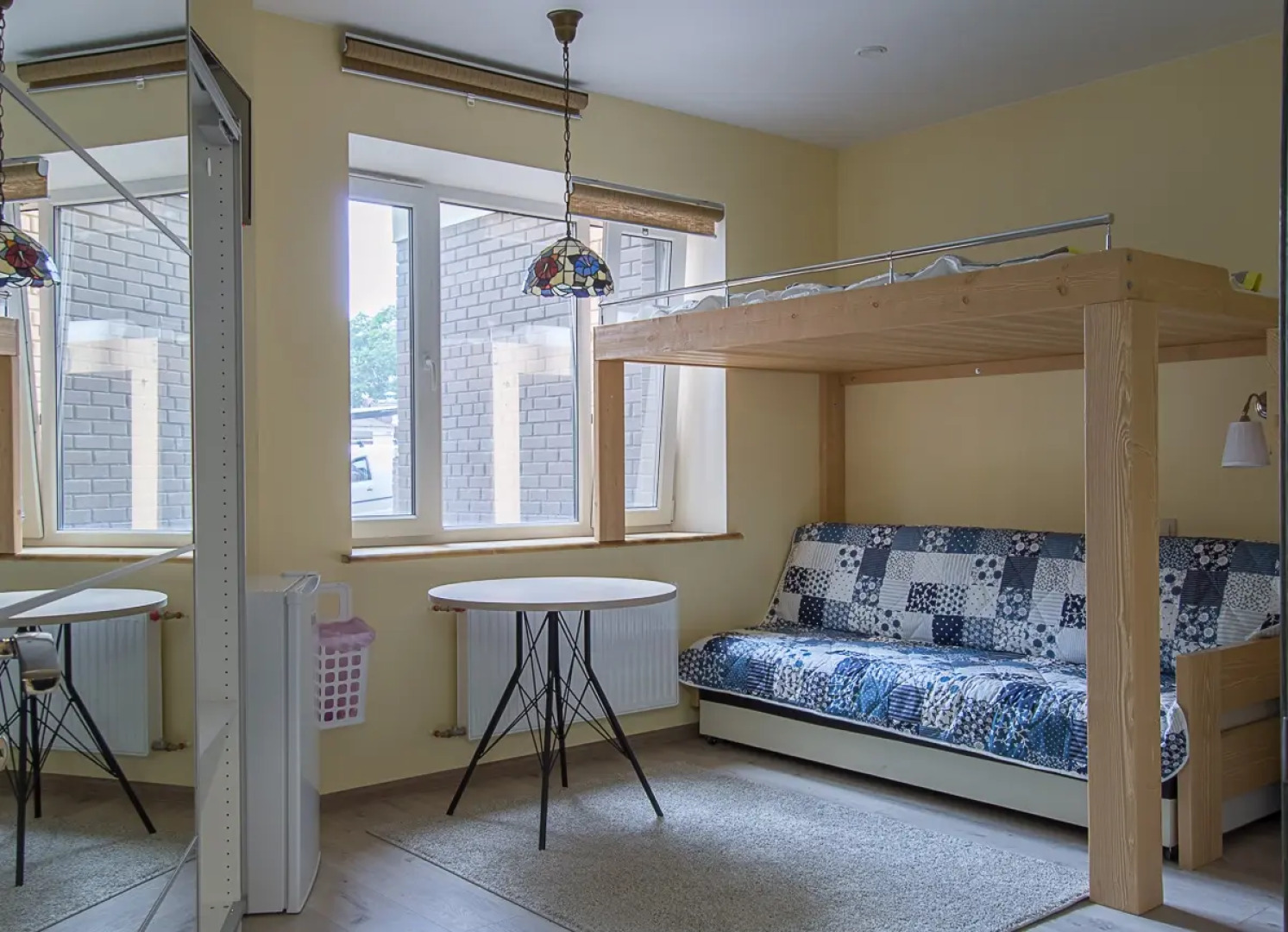 Semejnyij Mini Hotel.