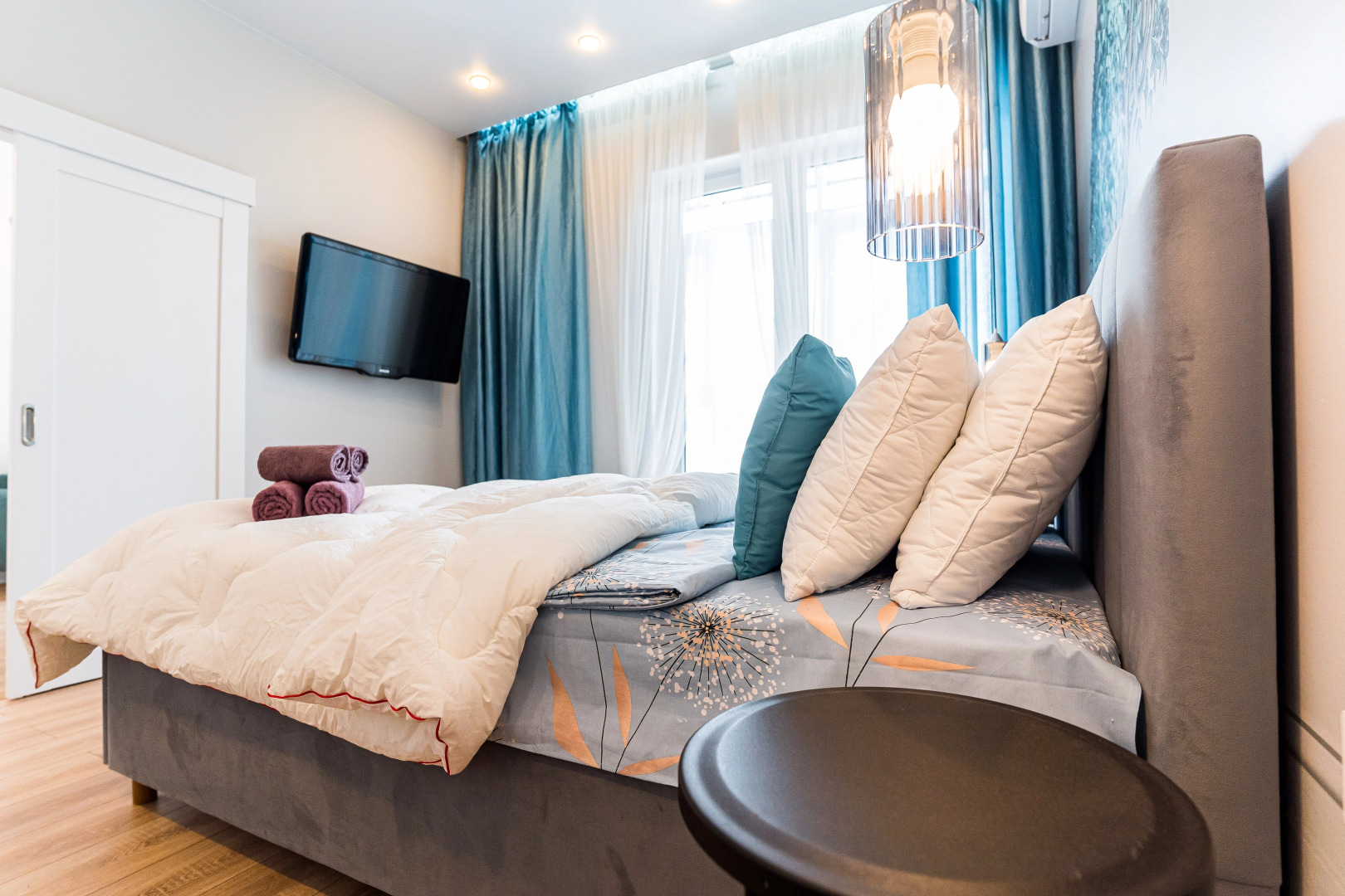 Апартаменты Класса Люкс С Дизайнерским Ремонтом От LetoApart