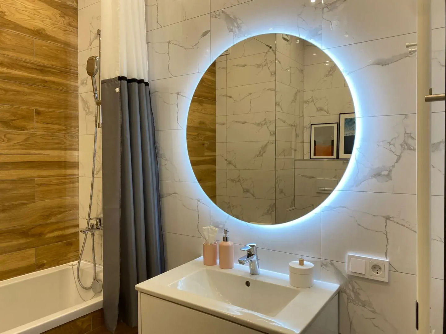 Апартаменты Lounge by Pavlov