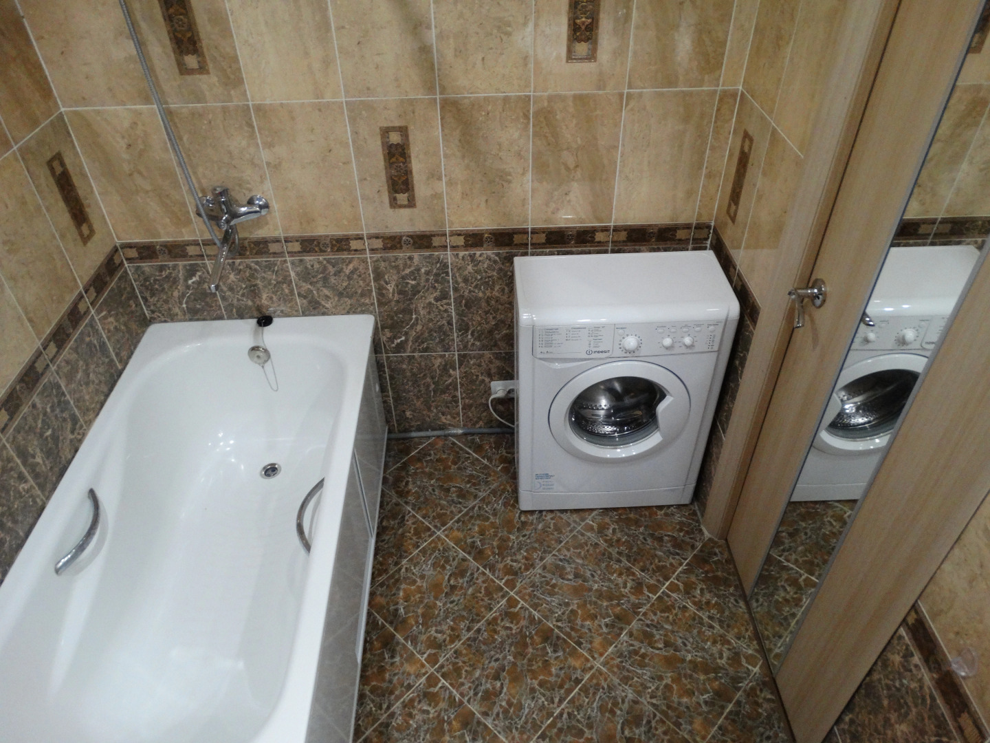 Апартаменты InnDays Металлургов 108 (2)