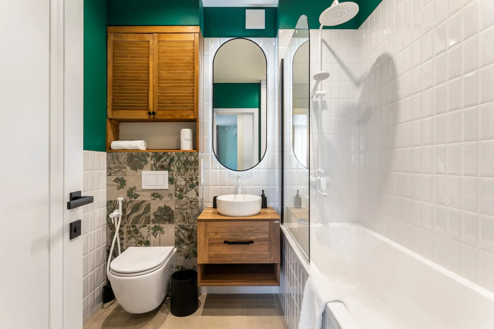 Апартаменты Lush green apartments