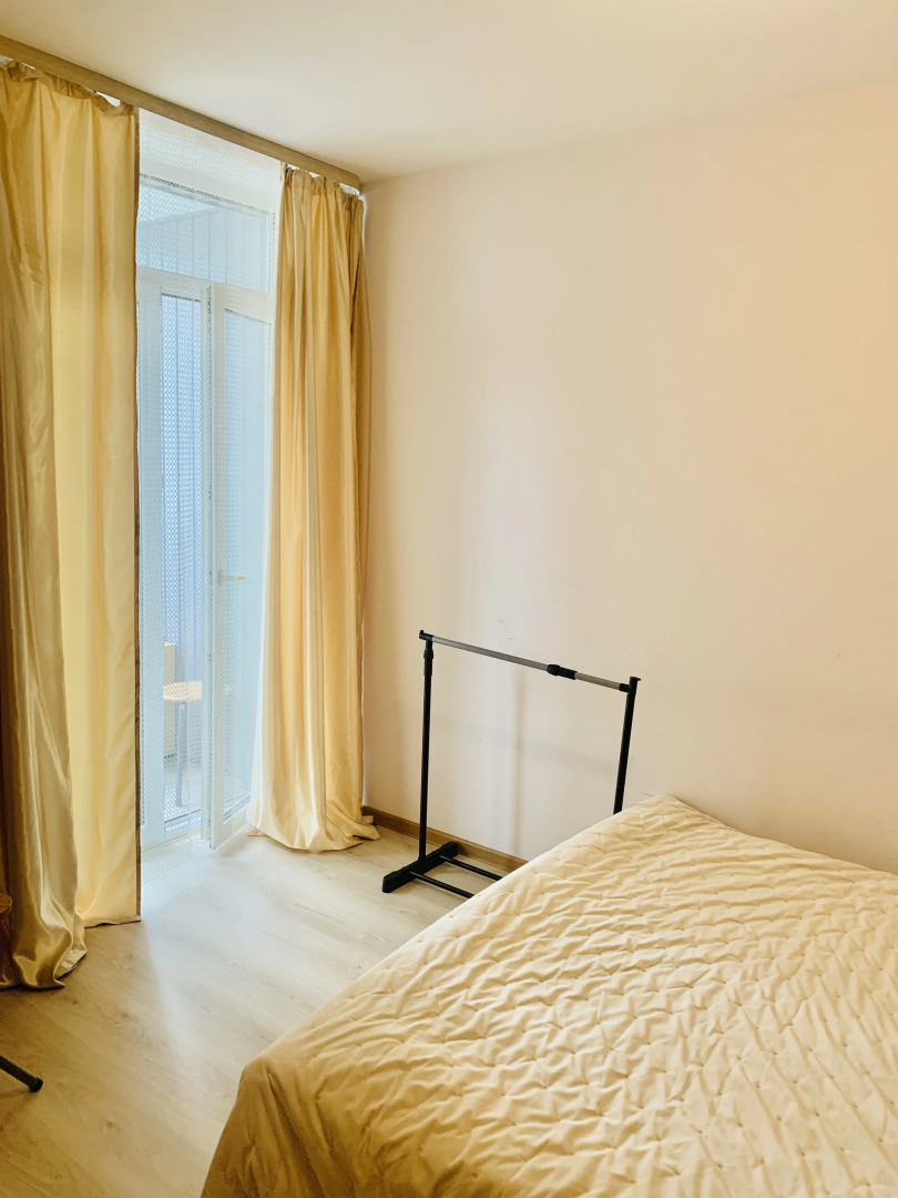 Квартира Уютная в Новом Доме Недалеко от Центра для Некурящих Людей