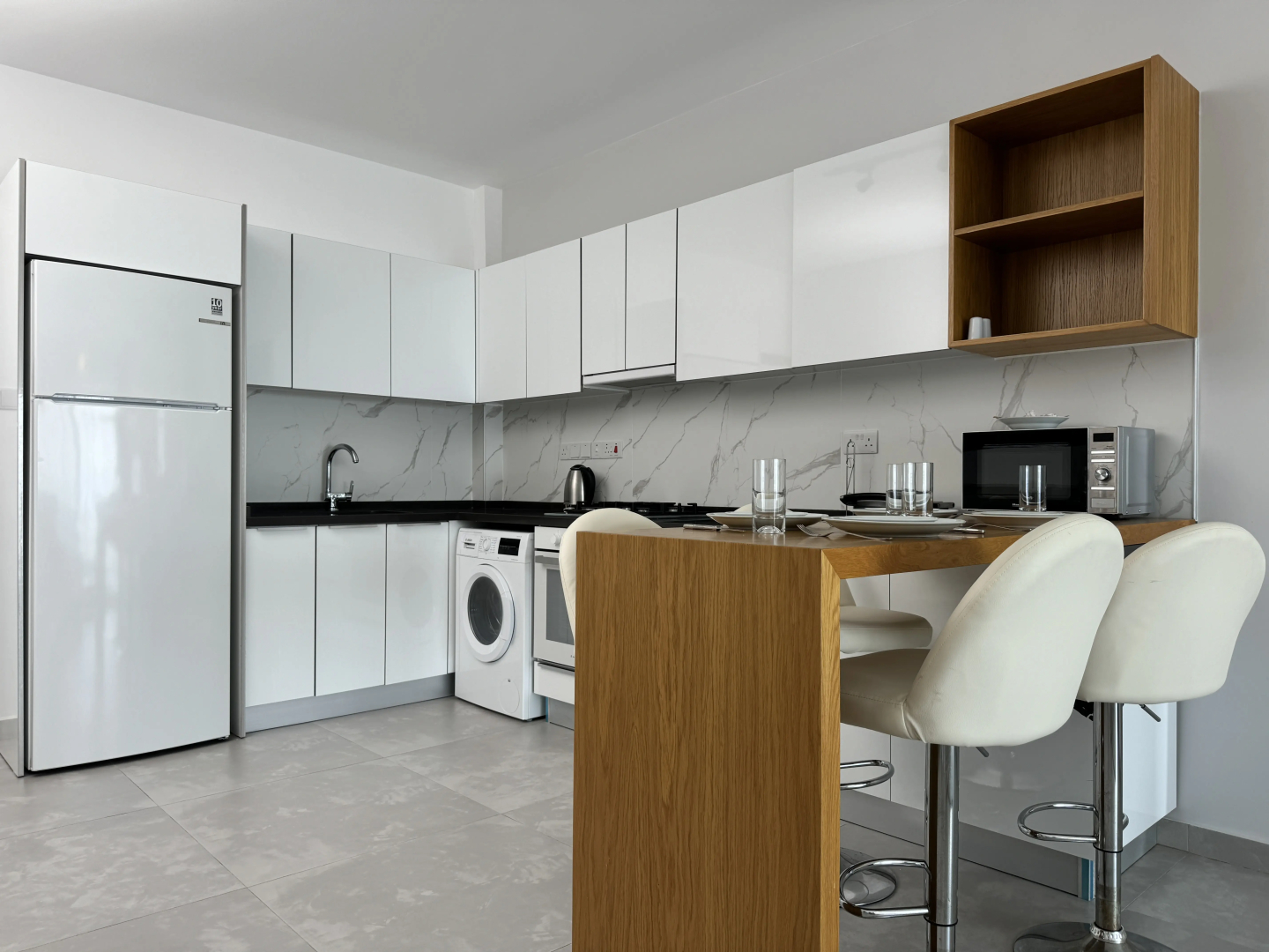 Апартаменты Современные апартаменты с видом на море