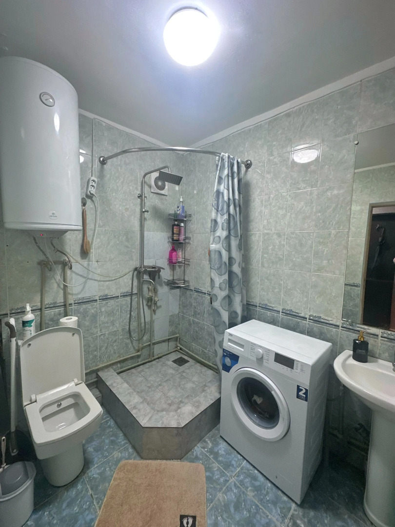 Квартира в центре Сухума - Лакоба, 88