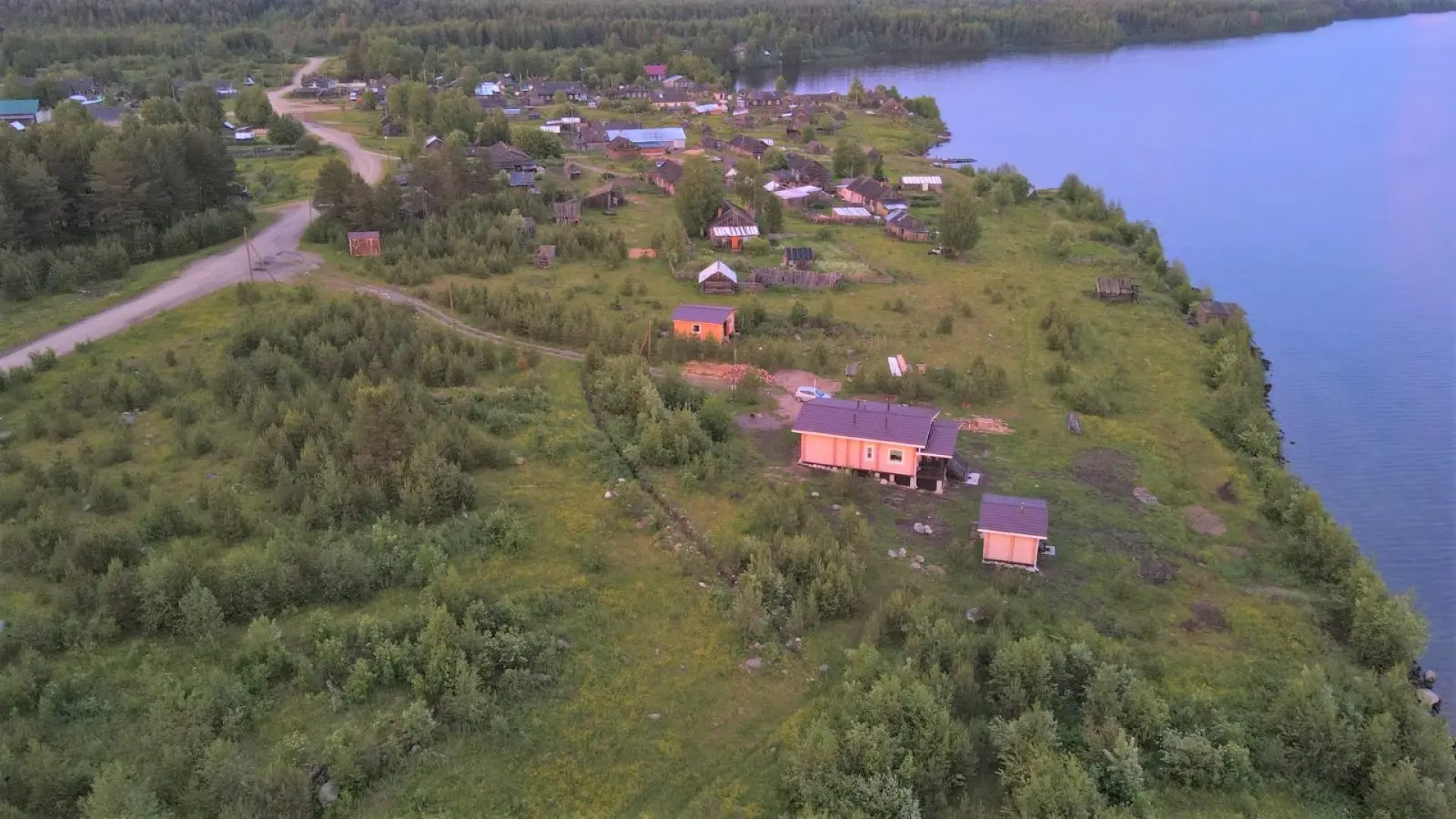 Дом Для Отпуска на Берегу Озера Маслозеро