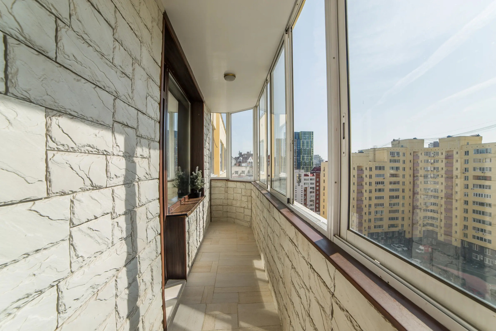 Апартаменты Двухкомнатные на Радищева 33