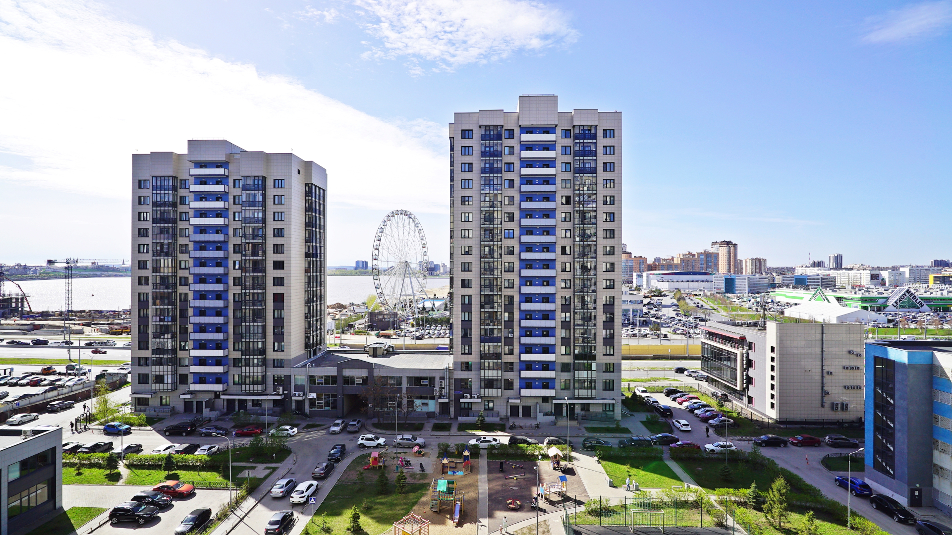 Квартира у Ривьеры с видом на колесо обозрения