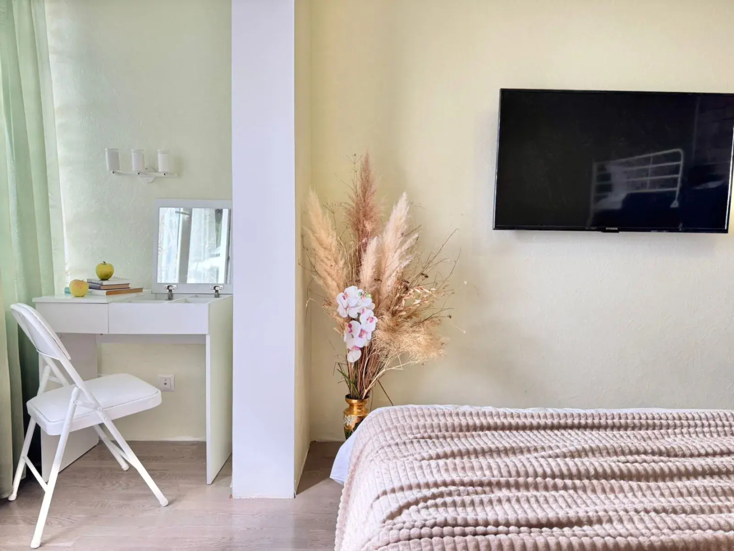 Квартира стильная в горах Ялта