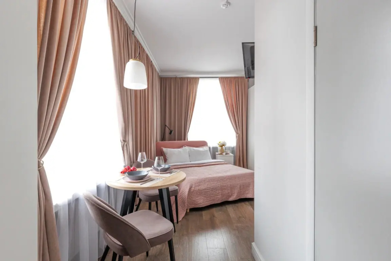 Апартаменты Комфортабельные у метро Окружная 2