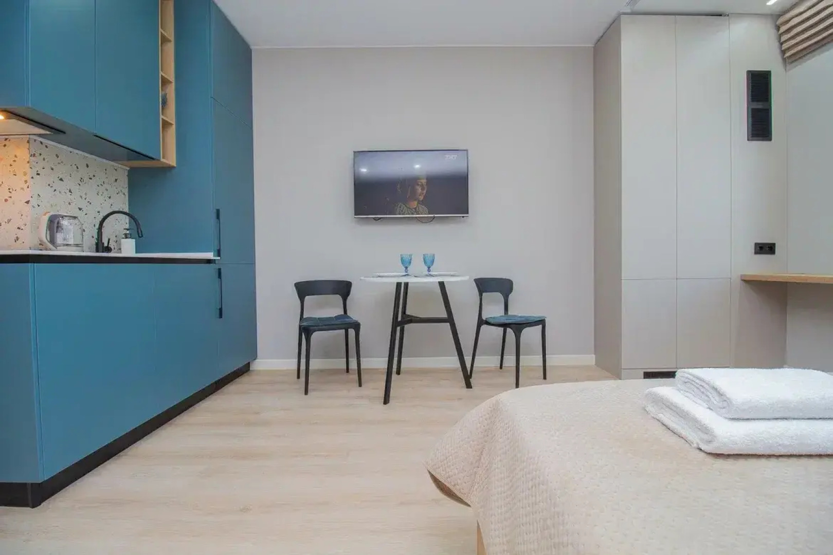 Квартира FSF эксклюзивная студия в центре (Superior)